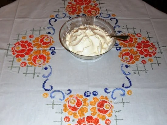 "Oma-Friede`s" selbst gemachte Schlagsahne (Rzpt. um 1950) - Rezept