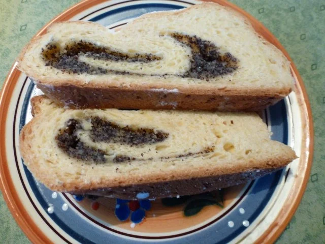 Rezept: Mohn-Stollen für Kurzentschlossene Bild Nr. 2 Mohn-Stollen für Kurzentschlossene - Rezept - Bild Nr. 2