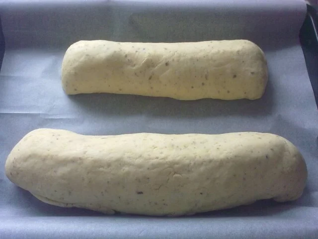 Rezept: Mohn-Stollen für Kurzentschlossene Bild Nr. 5 Mohn-Stollen für Kurzentschlossene - Rezept - Bild Nr. 5