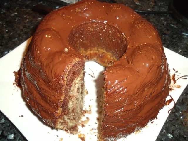 Rezept: Bananen-Nutella-Eierlikör-Marmorkuchen Bananen-Nutella-Eierlikör-Marmorkuchen - Rezept