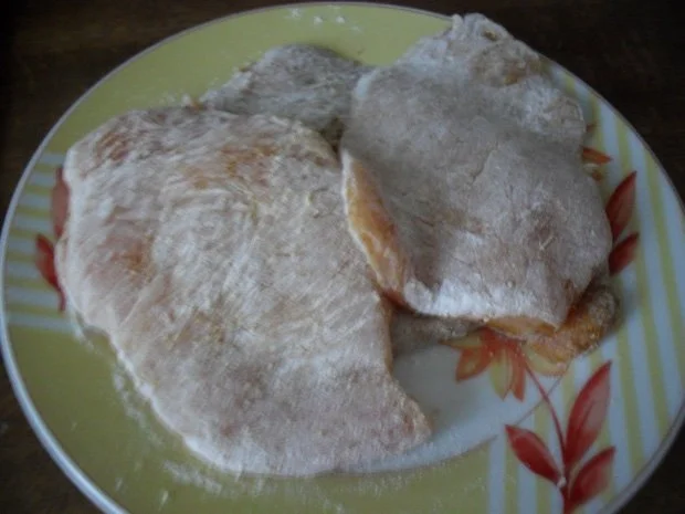 Putenschnitzel gratiniert mit Champignonsoße - Rezept - Bild Nr. 2