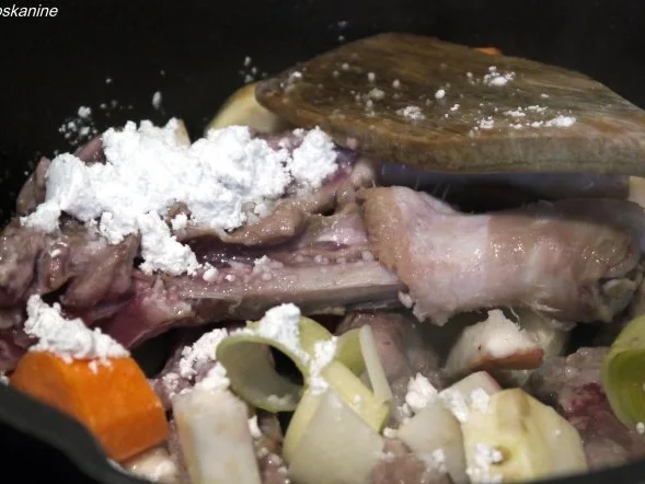 Rosa gebratene Entenbrust mit Rotweinsauce - Rezept - Bild Nr. 4