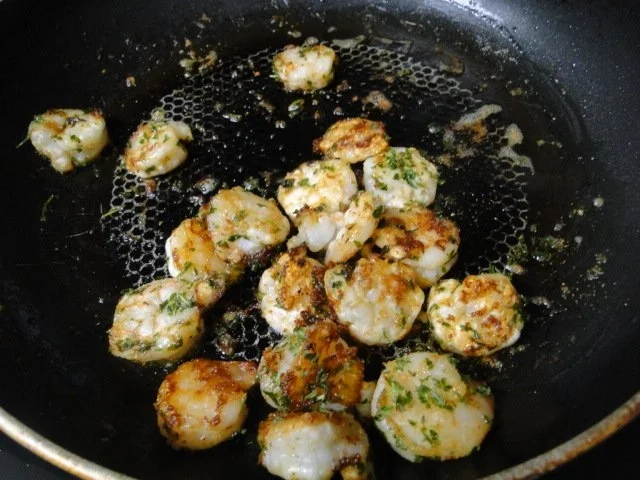 Rezept: Rühreier mit Garnelen und Salzgurken und das zum Frühstück!! Bild Nr. 2 Rühreier mit Garnelen und Salzgurken und das zum Frühstück!! - Rezept - Bild Nr. 2