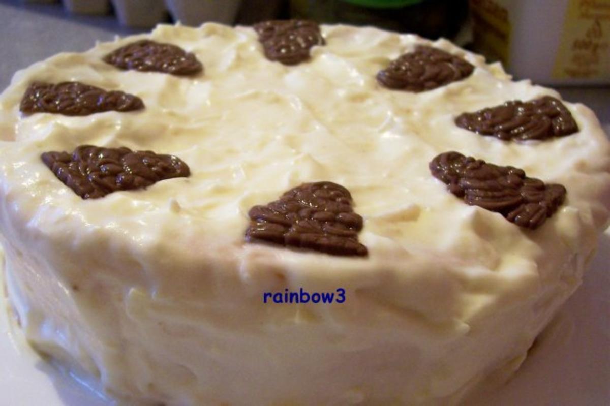Backen: Weiße Mini-Schoko-Sahne-Torte - Rezept - Bild Nr. 4