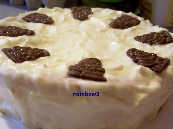 Backen: Weiße Mini-Schoko-Sahne-Torte - Rezept - Bild Nr. 4