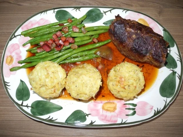 Rezept: 4. Adventsessen - Rouladen gefüllt an Speckbohnen und Kartoffelmuffins Bild Nr. 2 4. Adventsessen - Rouladen gefüllt an Speckbohnen und Kartoffelmuffins - Rezept - Bild Nr. 2