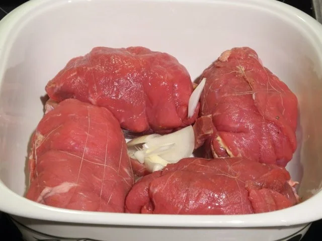 Rezept: 4. Adventsessen - Rouladen gefüllt an Speckbohnen und Kartoffelmuffins Bild Nr. 9 4. Adventsessen - Rouladen gefüllt an Speckbohnen und Kartoffelmuffins - Rezept - Bild Nr. 9