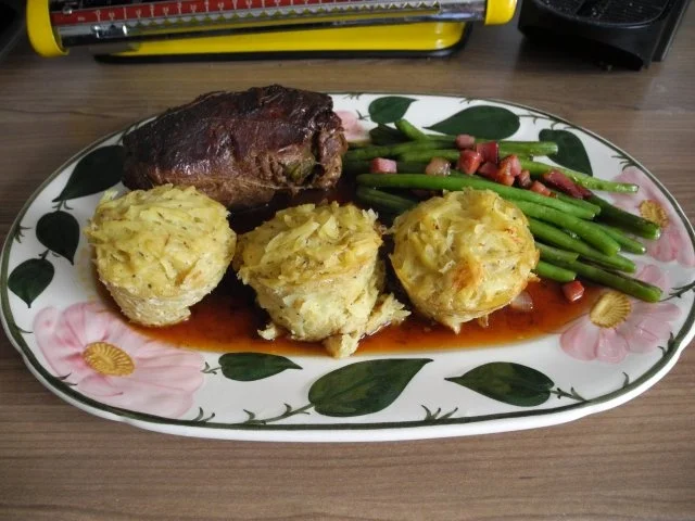 Rezept: 4. Adventsessen - Rouladen gefüllt an Speckbohnen und Kartoffelmuffins Bild Nr. 17 4. Adventsessen - Rouladen gefüllt an Speckbohnen und Kartoffelmuffins - Rezept - Bild Nr. 17