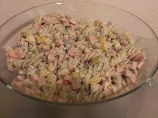 Nudelsalat ganz klassisch - Rezept