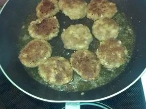 Boutetten nach Hausfrauenart - Rezept - Bild Nr. 4