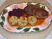 Heilig Abend Essen 2012 : Entenbrust an Rotkohl dazu Kartoffel-Semmelknödel - Rezept