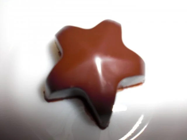 Rezept: Schokopralinen mit Mandel-Zimtcreme Bild Nr. 19 Schokopralinen mit Mandel-Zimtcreme - Rezept - Bild Nr. 19