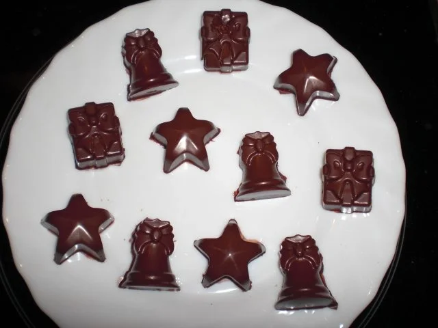 Rezept: Schokopralinen mit Mandel-Zimtcreme Bild Nr. 17 Schokopralinen mit Mandel-Zimtcreme - Rezept - Bild Nr. 17