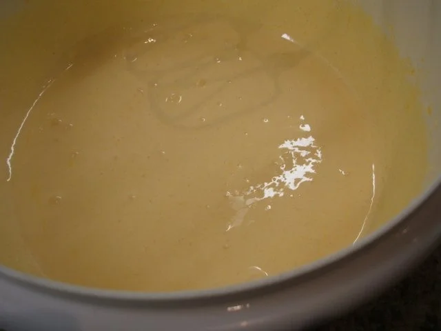 Backen: Schneller Orangen-Biskuit als Basis für Desserts oder kleine Törtchen - Rezept - Bild Nr. 3