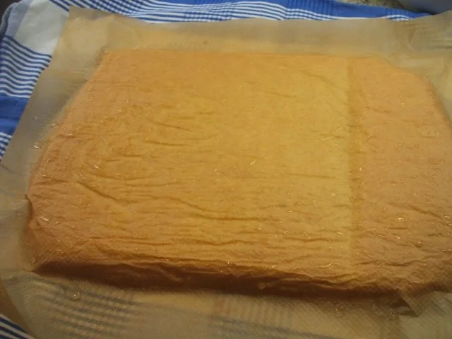 Backen: Schneller Orangen-Biskuit als Basis für Desserts oder kleine Törtchen - Rezept - Bild Nr. 8