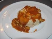 Bratapfelparfait mit Pinienkernkaramell - Rezept