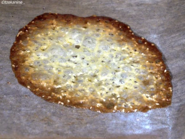 Rezept: Pistazienmousse in Orangen-Krokant-Schälchen, dazu Himbeersauce Bild Nr. 5 Pistazienmousse in Orangen-Krokant-Schälchen, dazu Himbeersauce - Rezept - Bild Nr. 5