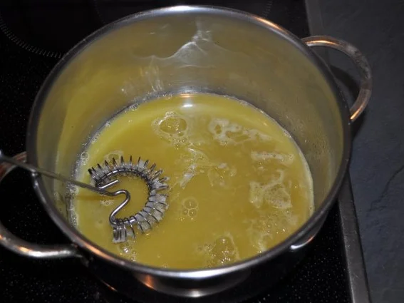 Rezept: Pfirsich-Stracciatella-Creme Bild Nr. 5 Pfirsich-Stracciatella-Creme - Rezept - Bild Nr. 5