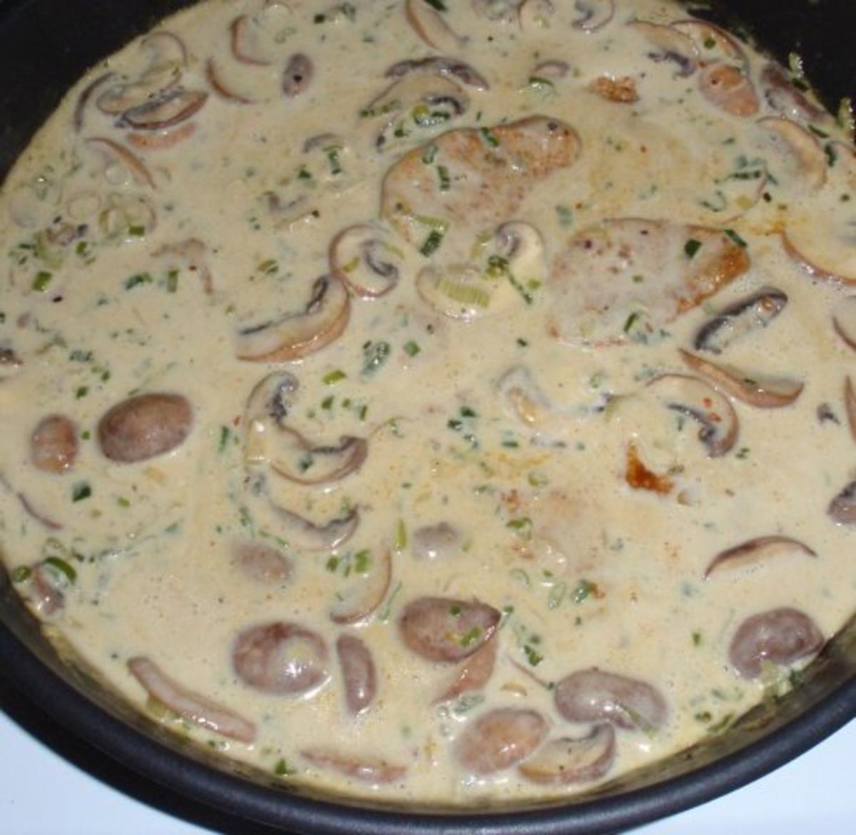 Filet in Champignon-Rahmsoße und Fettuccine agli Spinaci - Rezept - Bild Nr. 14