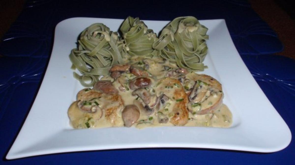 Filet in Champignon-Rahmsoße und Fettuccine agli Spinaci - Rezept - Bild Nr. 15