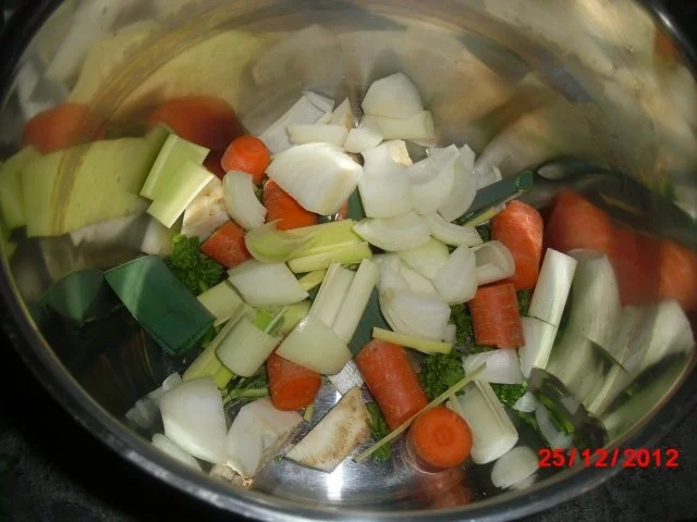 Gans mit Orangen-Apfel-Füllung - Rezept - Bild Nr. 6