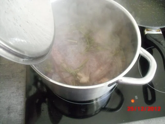 Gans mit Orangen-Apfel-Füllung - Rezept - Bild Nr. 7