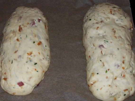 Rezept: Zwiebel-Schinken-Brot Bild Nr. 3 Zwiebel-Schinken-Brot - Rezept - Bild Nr. 3