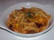 Pikanter Nudel-Gemüse-Auflauf mit Raclette-Käse - Rezept