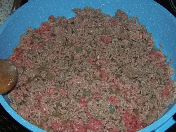 Rezept: Rustikale Hackfleisch-Zucchini-Quiche mit Feta Bild Nr. 5 Rustikale Hackfleisch-Zucchini-Quiche mit Feta - Rezept - Bild Nr. 5