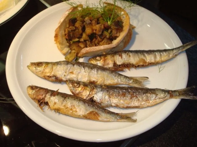 Fritierte Sardinen mit mediteranem Gemüse - Rezept - Bild Nr. 3