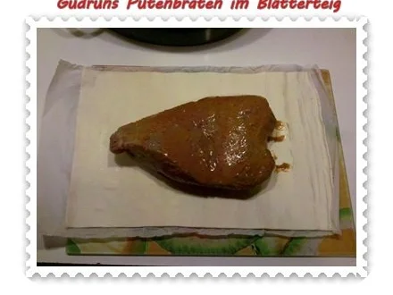 Rezept: Geflügel: Putenbraten im Teigmantel mit Sesamsoße und grüne Bohnen im Schinkenmantel Bild Nr. 7 Geflügel: Putenbraten im Teigmantel mit Sesamsoße und grüne Bohnen im Schinkenmantel - Rezept - Bild Nr. 7