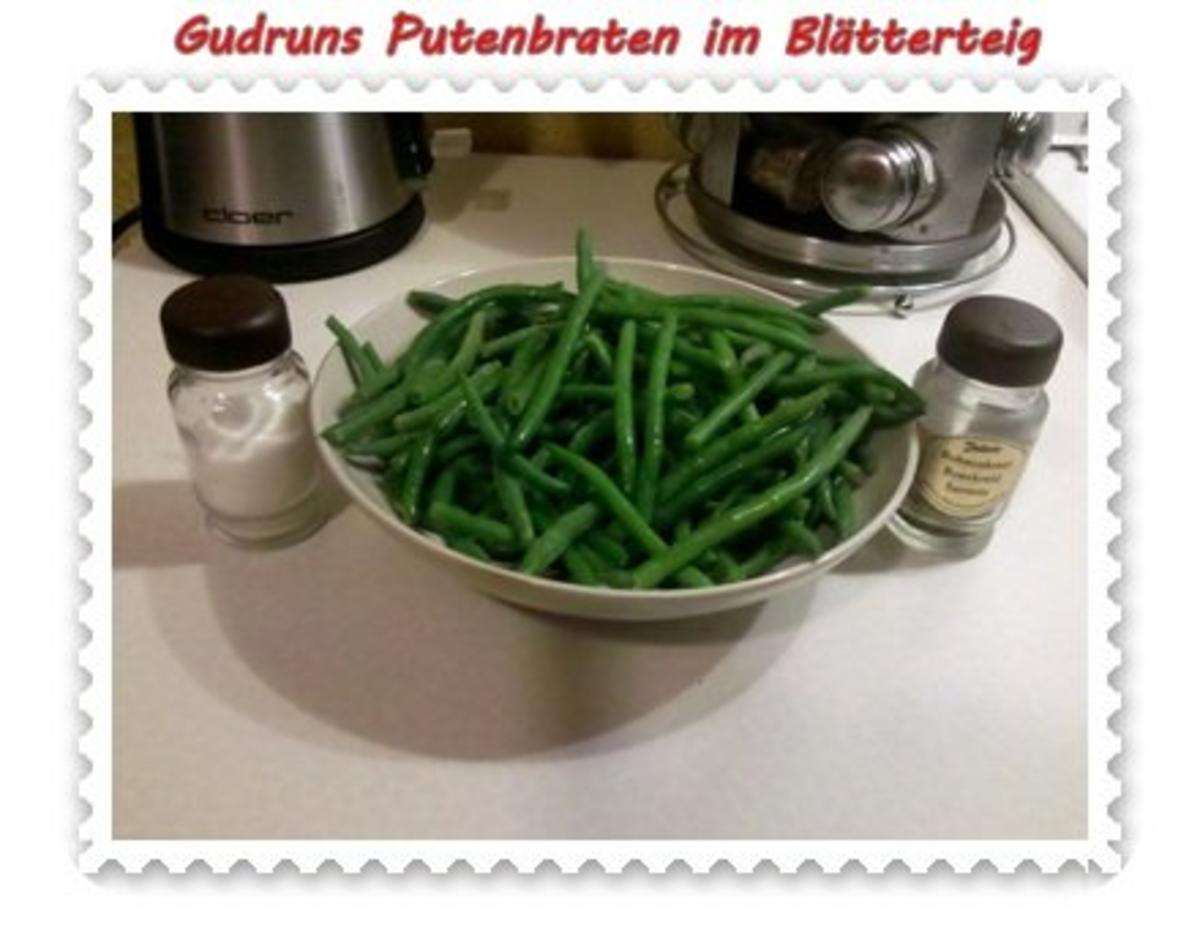 Gemüse: Putenbraten im Teigmantel mit Sesamsoße und grüne Bohnen im Schinkenmantel II - Rezept - Bild Nr. 2