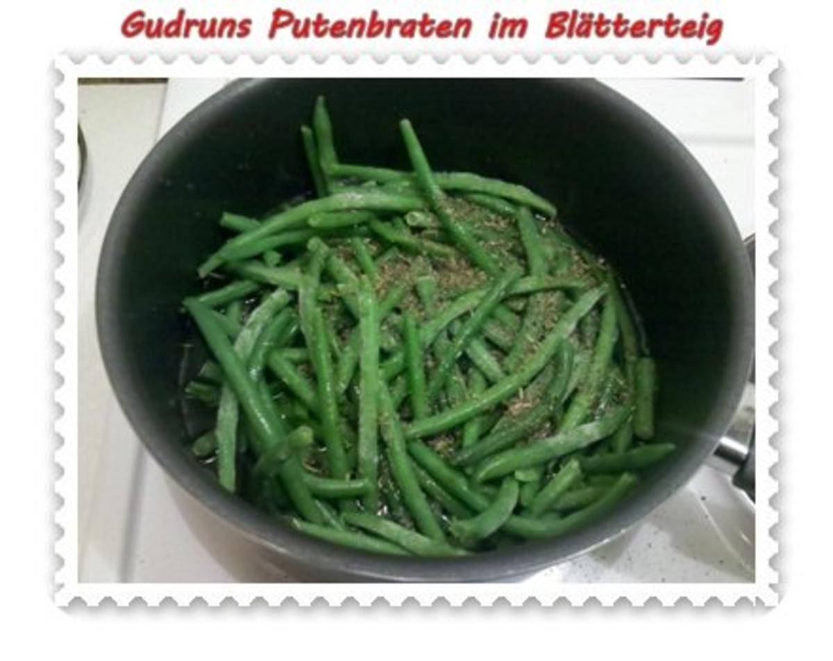 Gemüse: Putenbraten im Teigmantel mit Sesamsoße und grüne Bohnen im Schinkenmantel II - Rezept - Bild Nr. 3
