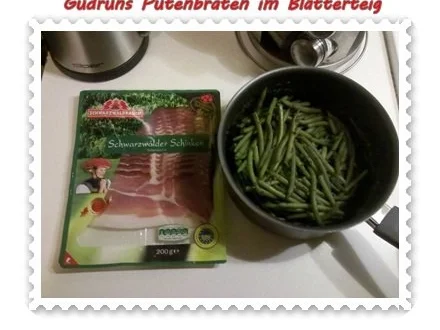 Gemüse: Putenbraten im Teigmantel mit Sesamsoße und grüne Bohnen im Schinkenmantel II - Rezept - Bild Nr. 6