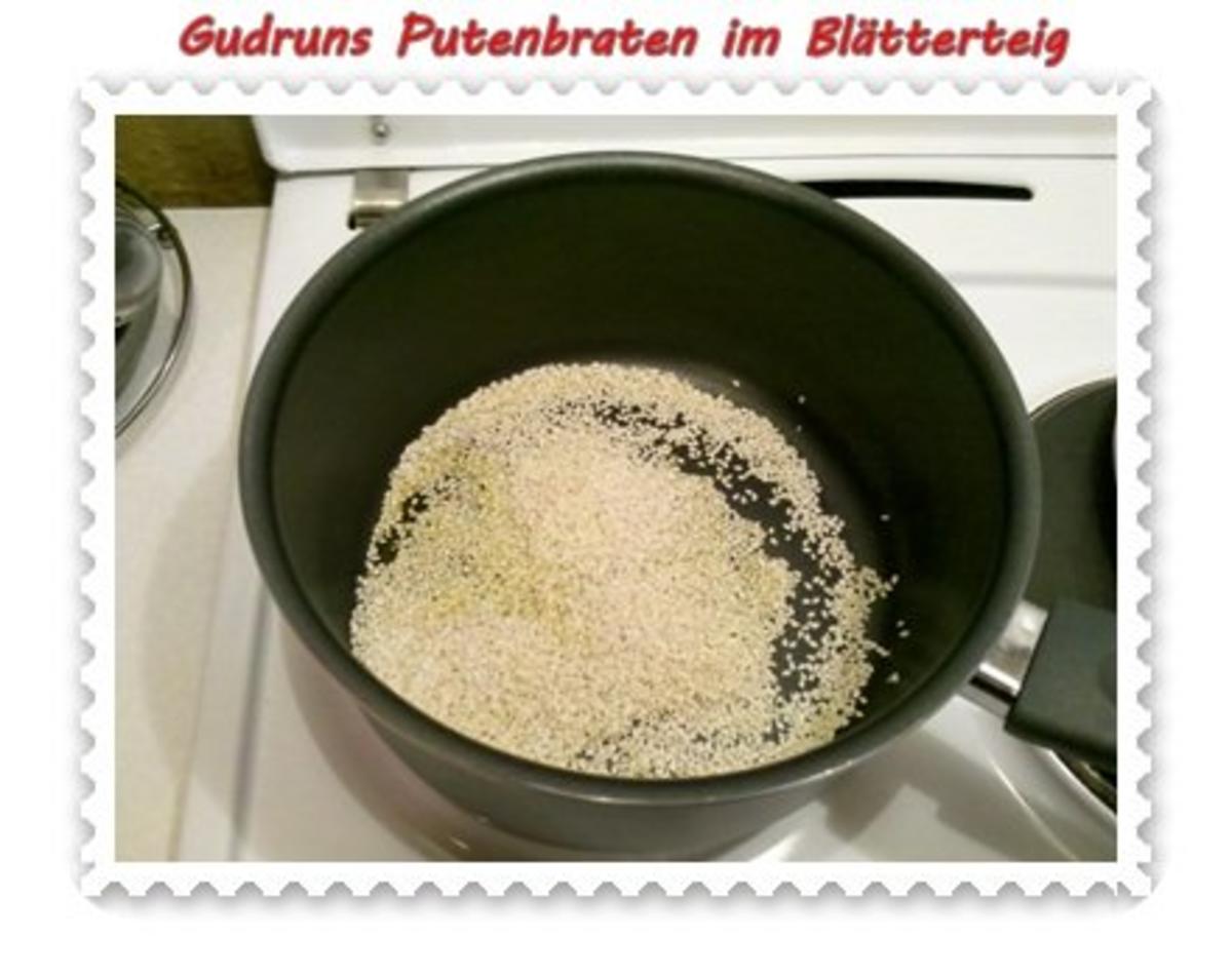 Soßen: Putenbraten im Teigmantel mit Sesamsoße und grüne Bohnen im Schinkenmantel III - Rezept - Bild Nr. 2