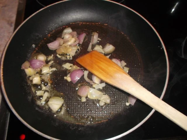 Rezept: Paprika-Pastilla mit Fadennudeln Bild Nr. 2 Paprika-Pastilla mit Fadennudeln - Rezept - Bild Nr. 2