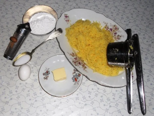 Kartoffelklöße  à la " Oòrndrasch " - TOTAL ANDERS.....(Rzpt. um 1976) - Rezept - Bild Nr. 2