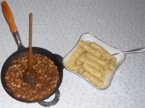 Kartoffelklöße  à la " Oòrndrasch " - TOTAL ANDERS.....(Rzpt. um 1976) - Rezept - Bild Nr. 13