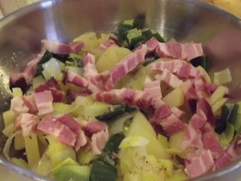 Kartoffelgratin  mit Lauch und Waldpilzen. - Rezept - Bild Nr. 3