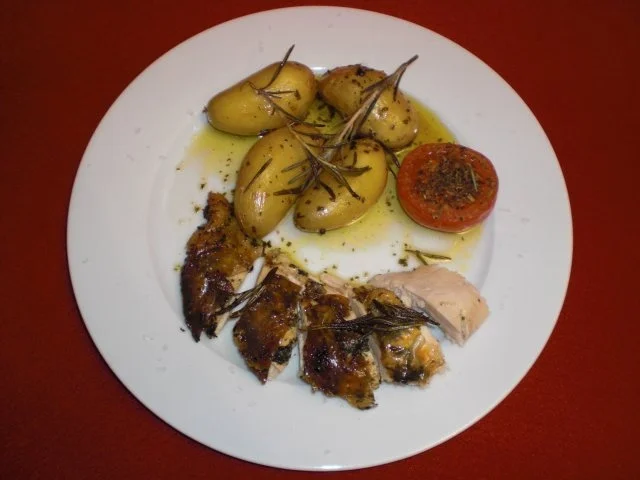 Das perfekte Huhn mit Rosmarinkartoffeln - Rezept