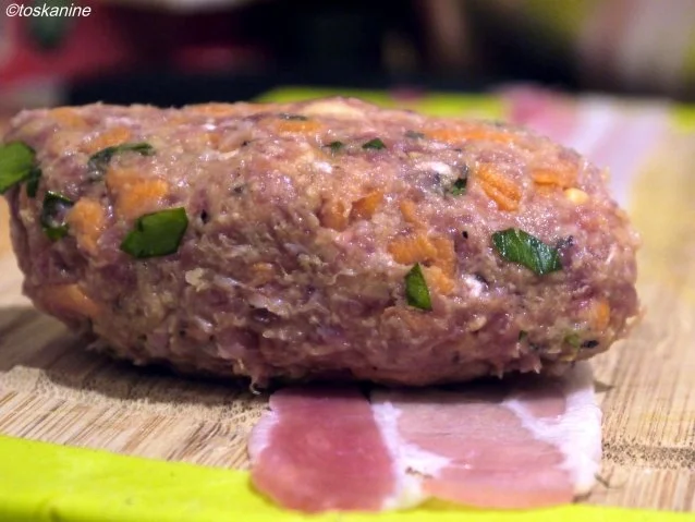 Hackfleisch-Möhren-Röllchen auf Tomaten-Quinoa - Rezept - Bild Nr. 7