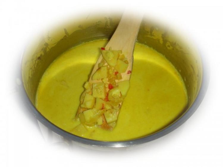 Feurige Currysuppe mit Garnelen und Kartoffelchips - schnell &amp; einfach ...