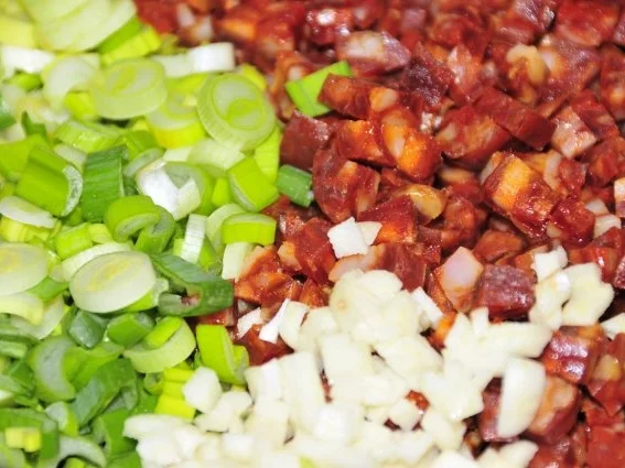 Rezept: Tapas & Fingerfood: Empanada mit Chorizo und Feta Bild Nr. 5 Tapas & Fingerfood: Empanada mit Chorizo und Feta - Rezept - Bild Nr. 5