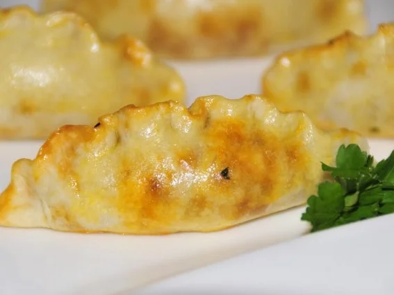 Rezept: Tapas & Fingerfood: Empanada mit Chorizo und Feta Bild Nr. 2 Tapas & Fingerfood: Empanada mit Chorizo und Feta - Rezept - Bild Nr. 2