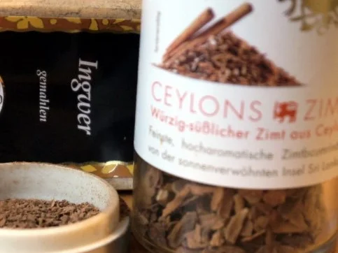 Rezept: Gebackene Äpfel mit süsser Béchamelsauce Bild Nr. 7 Gebackene Äpfel mit süsser Béchamelsauce - Rezept - Bild Nr. 7