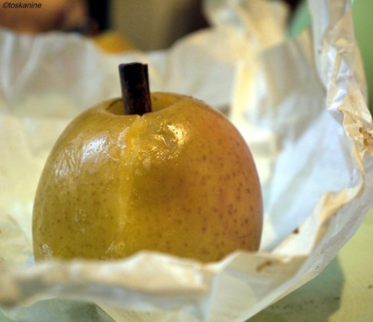 Gebackene Äpfel mit süsser Béchamelsauce - Rezept - Bild Nr. 10