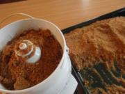 Lebkuchen-Marzipan-Kugel.    ( aus harten Lebkuchen-Restbeständen ) - Rezept