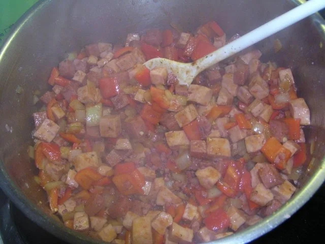 Soljanka mit warmen Kräuterbrötchen so wie wir sie mögen - Rezept - Bild Nr. 4