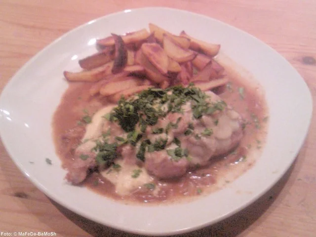 Rezept: Gratiniertes Schweinehalsgrat Gratiniertes Schweinehalsgrat - Rezept