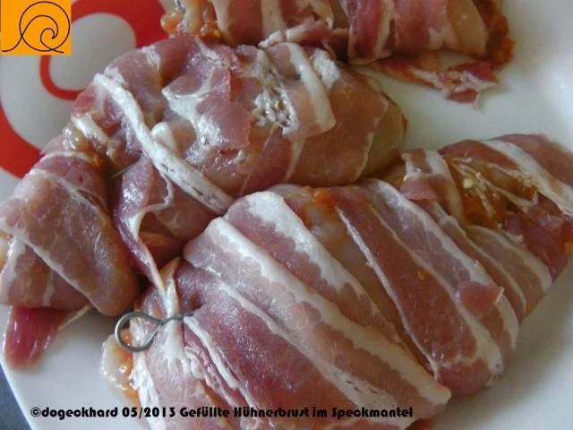 gefülltes Hühnerfilet im Speckmantel - Rezept - Bild Nr. 2